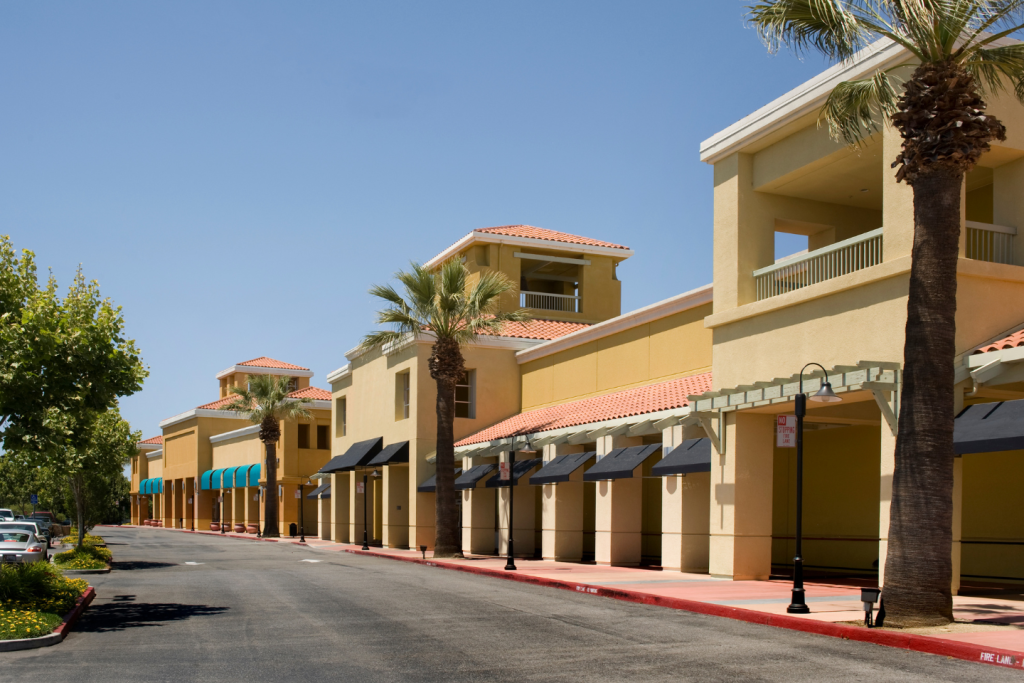 retail and shopping center property sales and investments Los Angeles and Downey CA